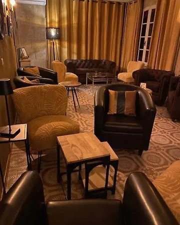 Hotel Logis Le Manoir & Lounge 3*