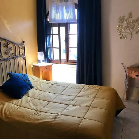 Logis Hotel Le Manoir & Lounge Hotel Apt