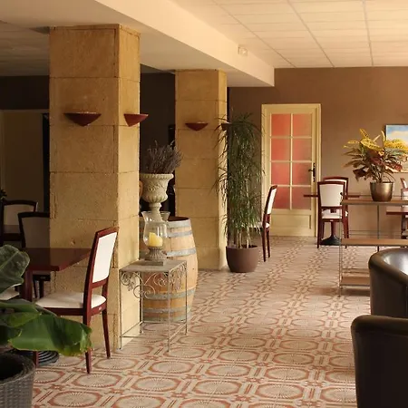 Logis Hotel Le Manoir & Lounge Hotel 3*